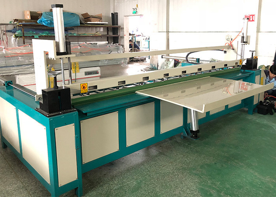 6000mm de Plastic Automatische Machine van het Bladlassen Cnc