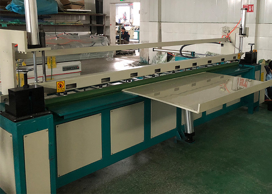 6000mm de Plastic Automatische Machine van het Bladlassen Cnc